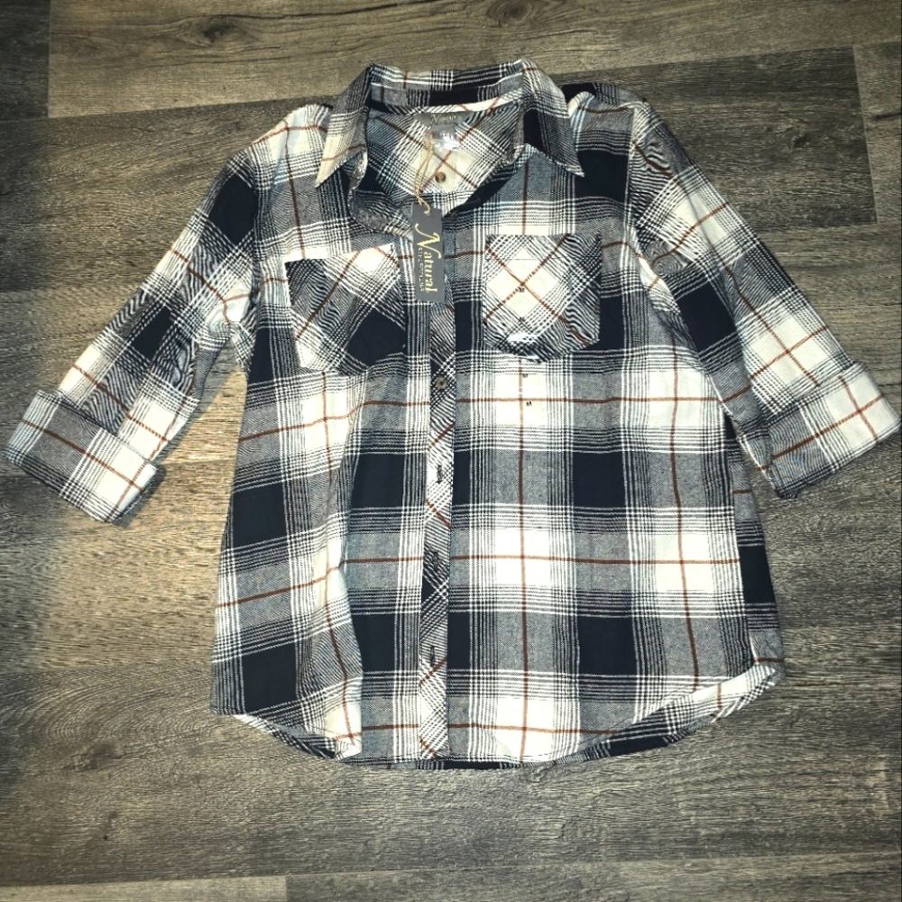 NWT Natural Reflections brand 3/4sleeve flannel top size medium